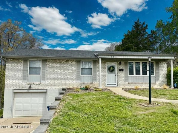 2214 Melody Dr, Jefferson City, MO 65109