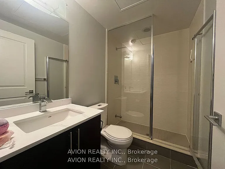 7167 Yonge St #412 — Photo 9
