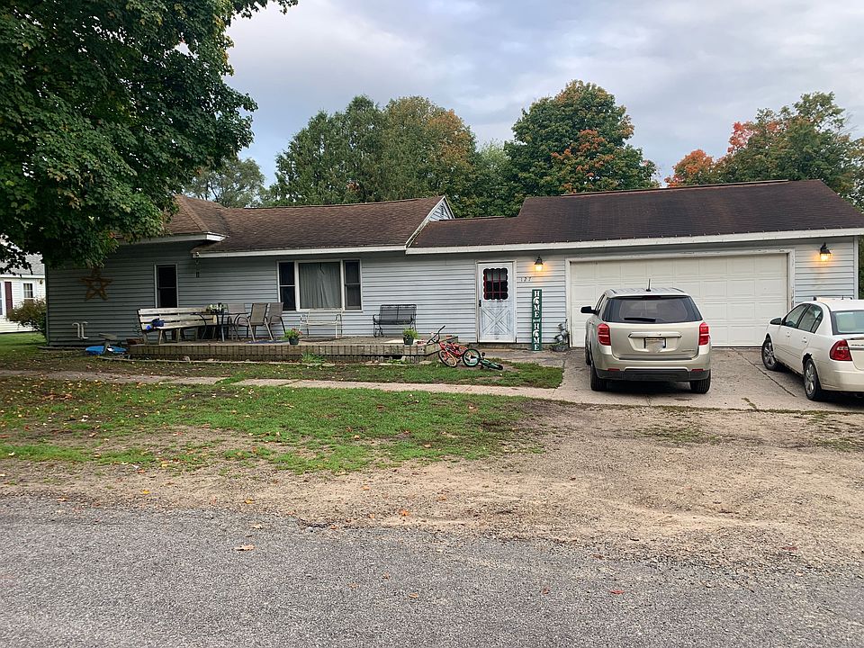 1st image of 127 Godfrey St
