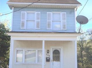 708 W Market St, Williamstown, PA 17098