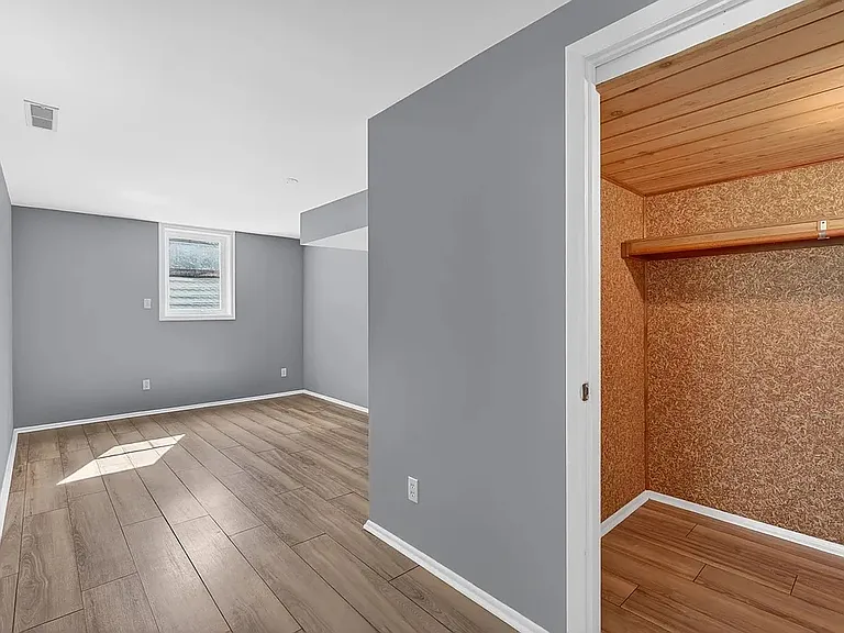 3231 E Louise Ave — Photo 7