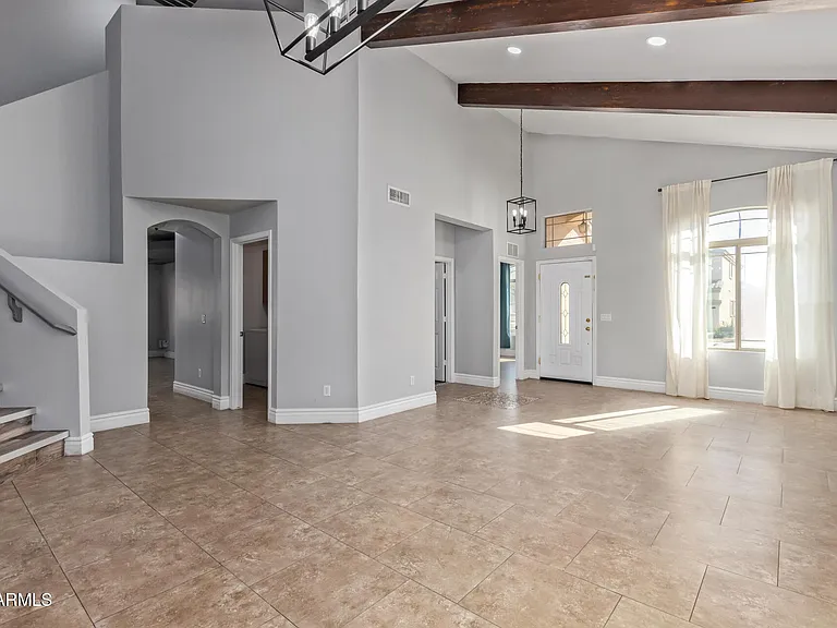 8406 W Pioneer St — Photo 5