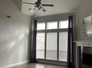 901 Sunrise Dr, Kennedale, TX 76060
