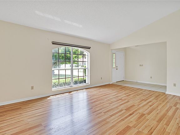 3rd image of 5070 9th Ln