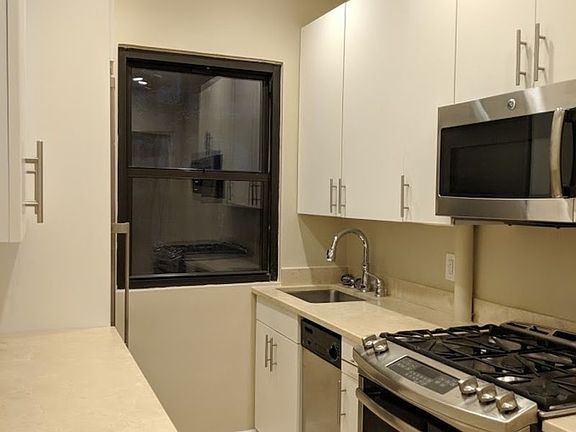 4th image of 336 E 71st St APT 2E