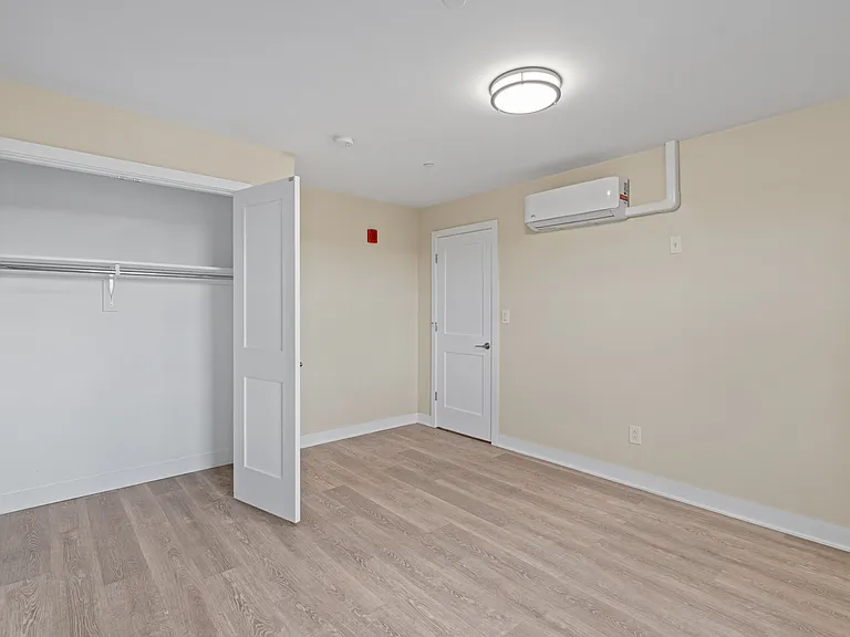 Wakefield Station Apartments — Photo 11