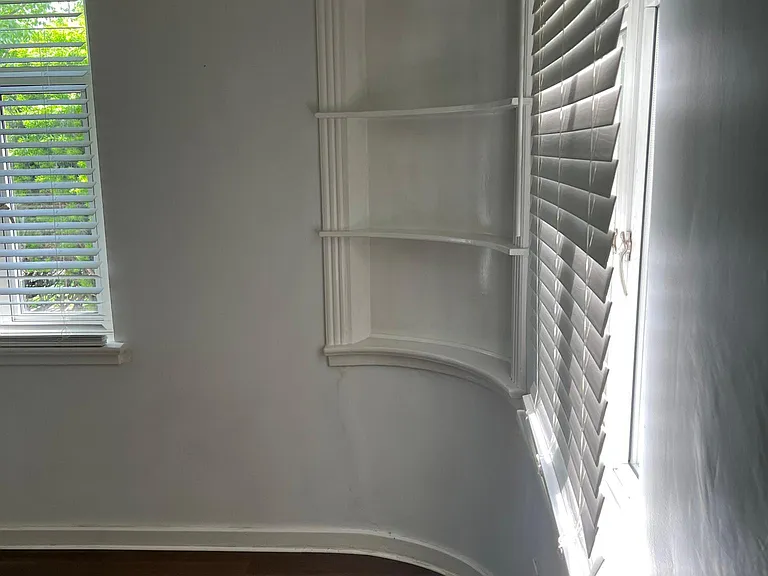 2039 Douglass Blvd #1 — Photo 8