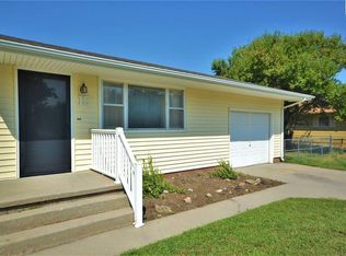 15 S Ardmore St, Hutchinson, KS 67501