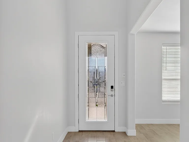 2233 Sandstone Pl — Photo 2