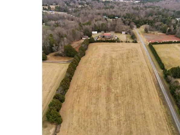 171 Lakey Dr, Mocksville, NC 27028