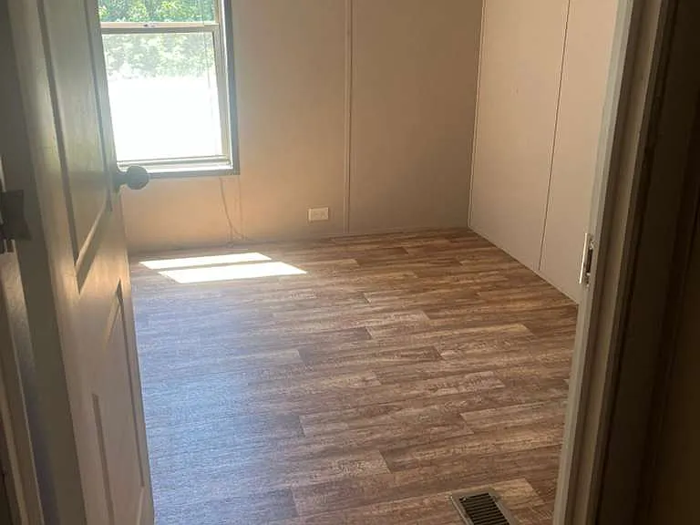 4100 Broad St #112 — Photo 3