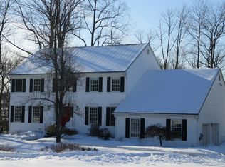 7 Knollwood Ter, Chester, NJ 07930