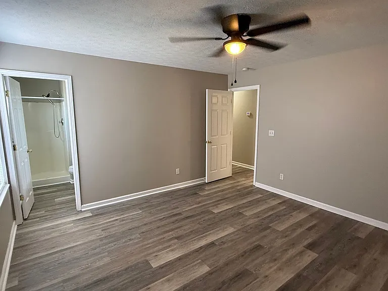 107 Daneswood Ct — Photo 10