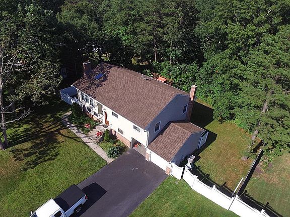 2nd image of 21 Mill St