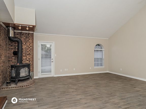5th image of 11309 Mackel Dr