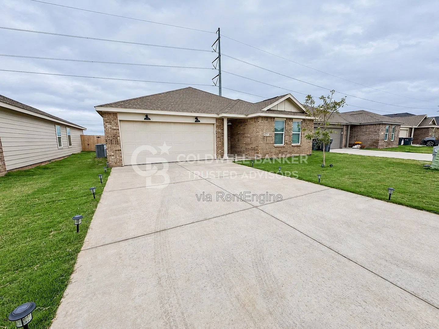 3 bed, 2.0 bath, 1413 sqft, $3,000 — Photo 3