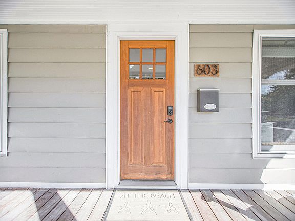 4th image of 603 Indiana Ave