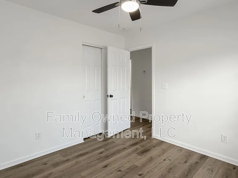 5208 Copley Cir — Photo 22
