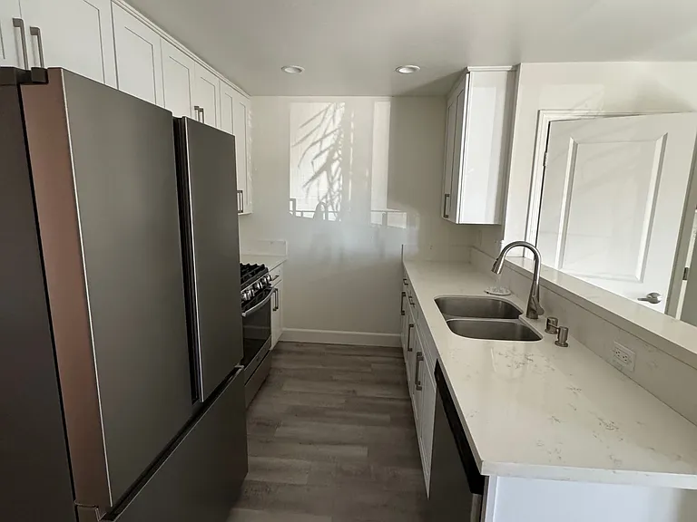 16102 Waikiki Ln #C — Photo 16
