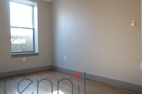 Rented by Rennit Inc. | media 32