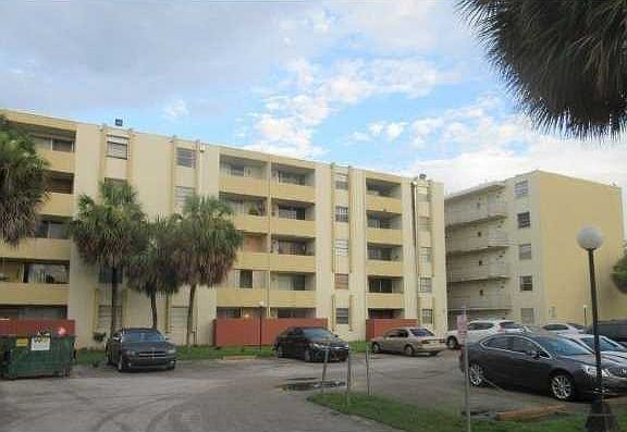 3rd image of 10090 NW 1105 80th Ct #1105