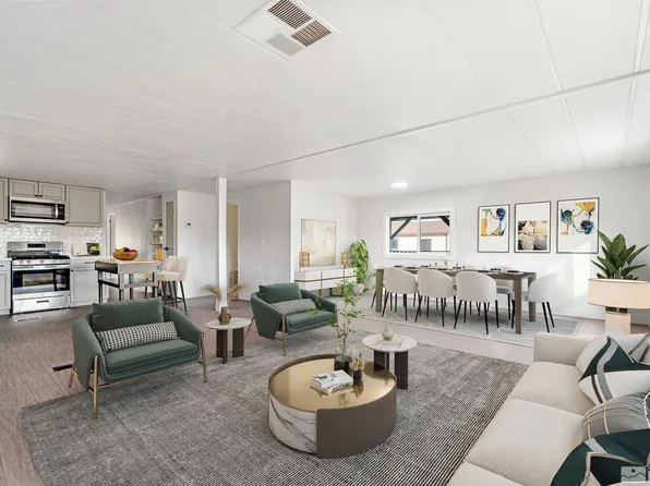 5310 Desert Ln, Stagecoach, NV 89429