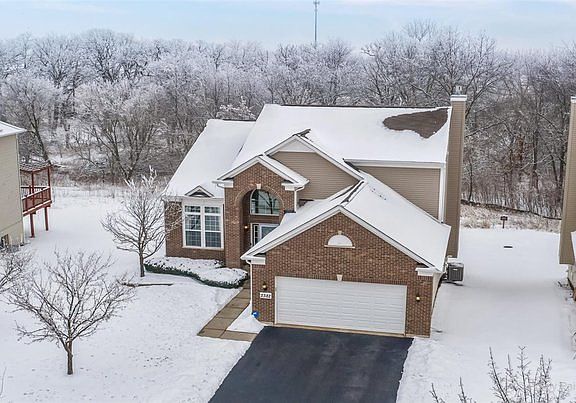 4th image of 2382 Woodside Dr