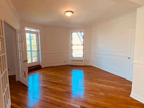4th image of 189 Sterling Pl #10A