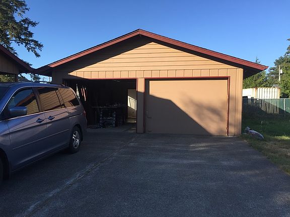 2 other rms & loft in garage