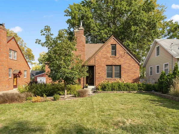 2711 42nd St, Des Moines, IA 50310