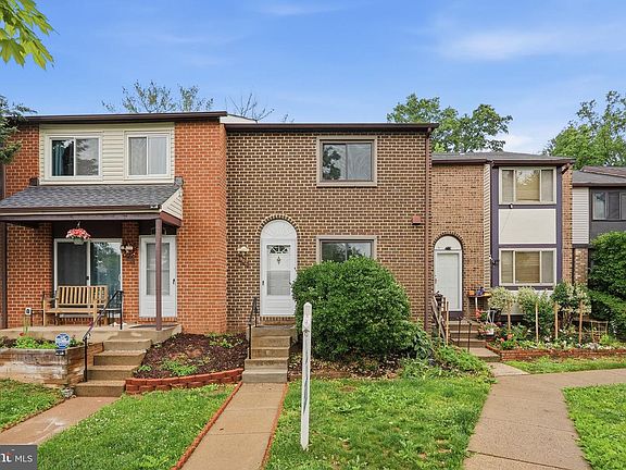4th image of 502 Giles Pl
