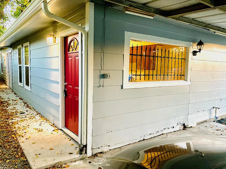 7339 Mountbatten Rd #B — Photo 2