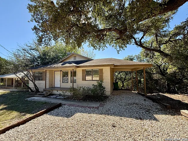3 bed, 2.0 bath, 1158 sqft, $1,650 — Photo 2