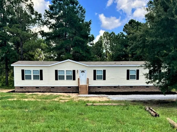 970 Tiger Loop, Saint Stephen, SC 29479