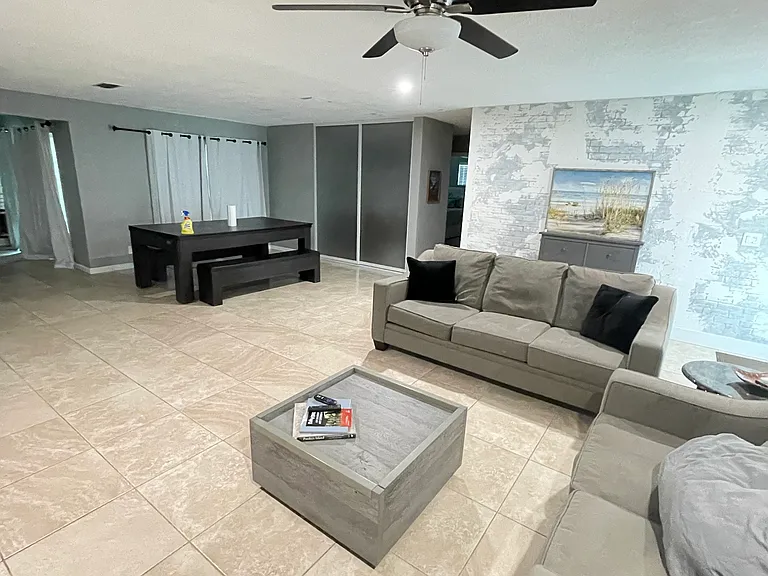 Open concept floor plan