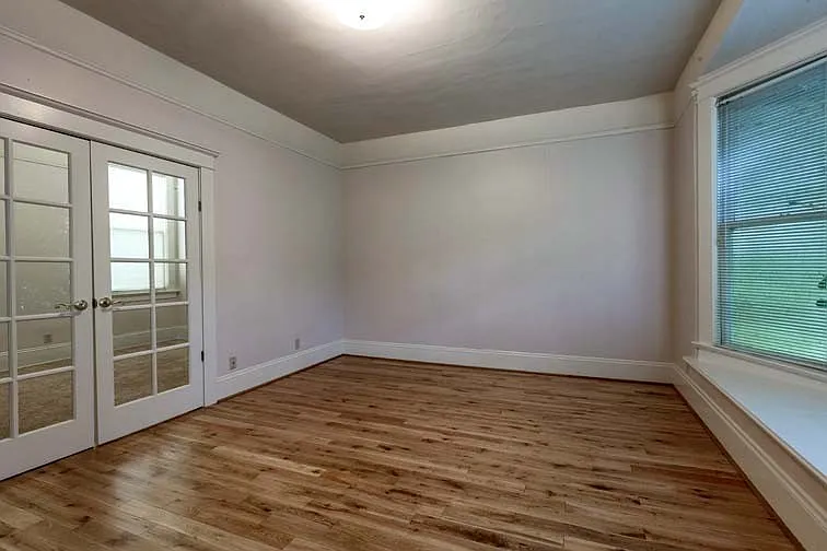 819 NW 23rd Ave — Photo 187