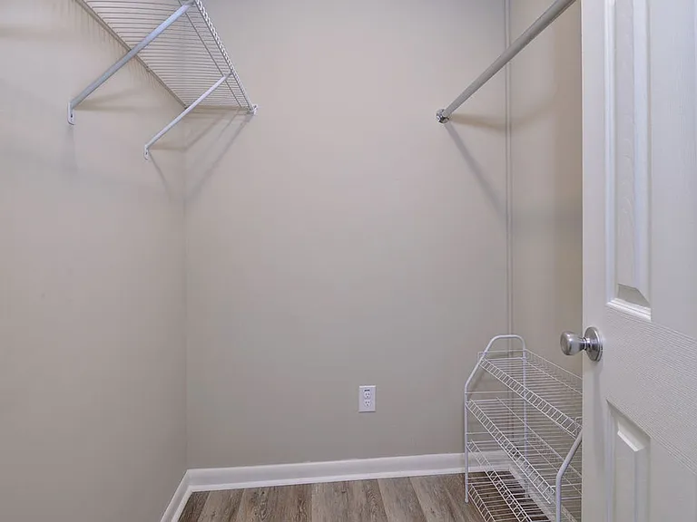 485 Colony Rd — Photo 19