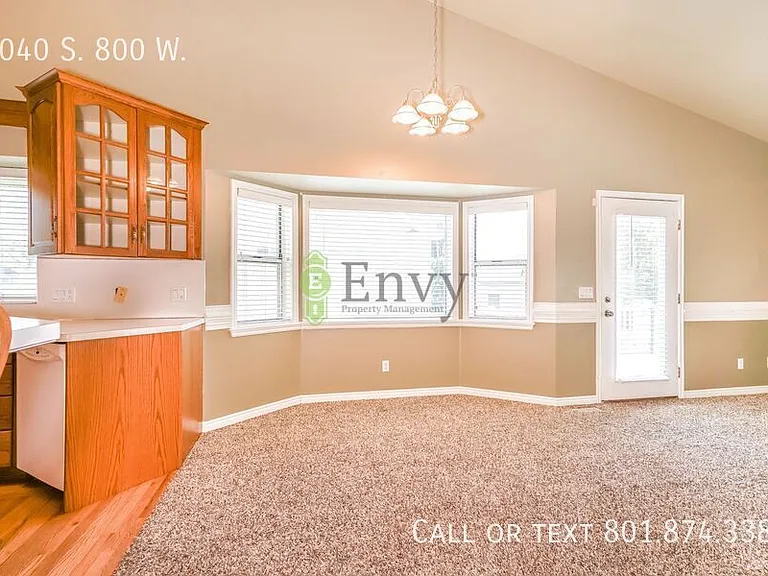 1040 S 800 W — Photo 10