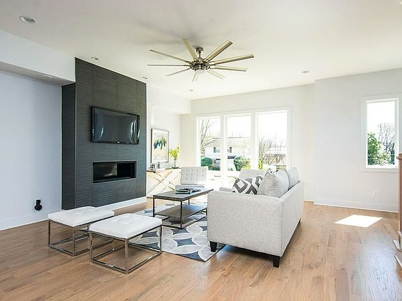4th image of 100 Marshall Ct