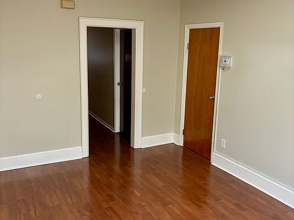 5th image of 42 Primrose St Floor 2