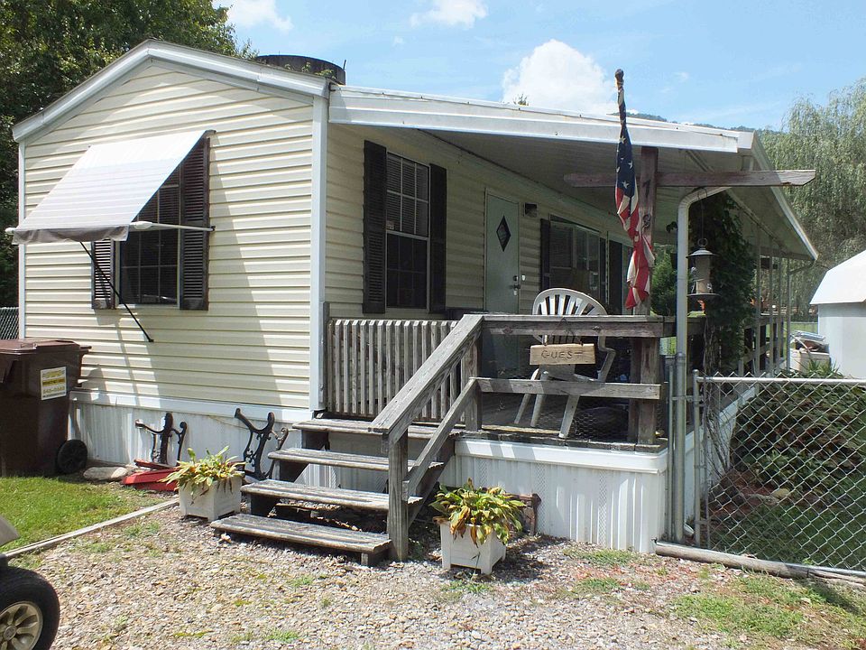 1st image of 78 Park Pl