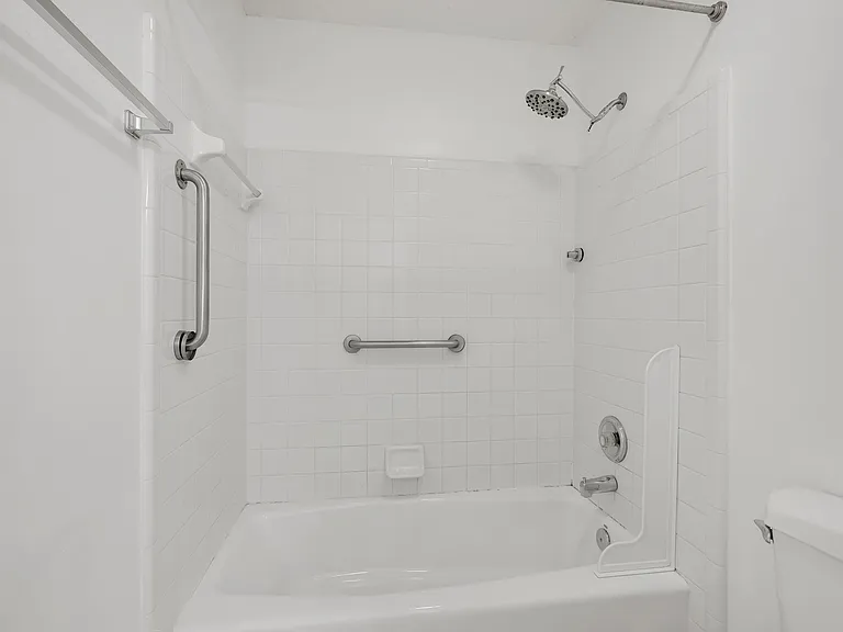 1940 Maymeadow Ln — Photo 24