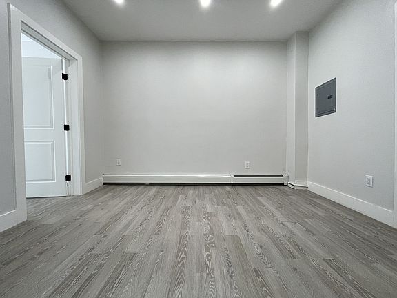 5th image of 82 Dales Ave #2E
