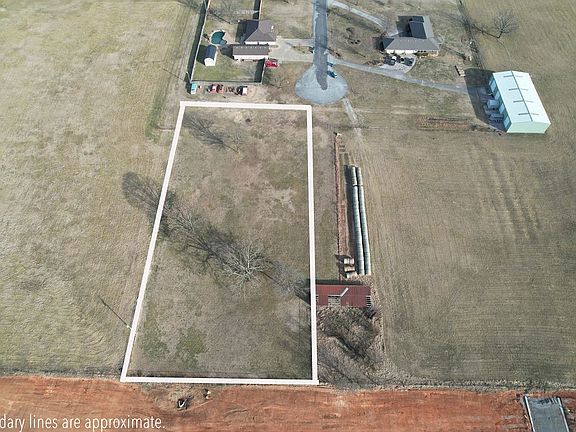 5th image of 6110 SW Lee Ln #6