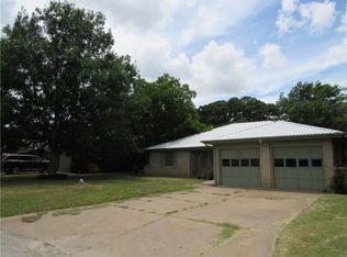 600 SE 28th Ave, Mineral Wells, TX 76067