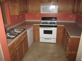 3rd image of 4362 Illinois St