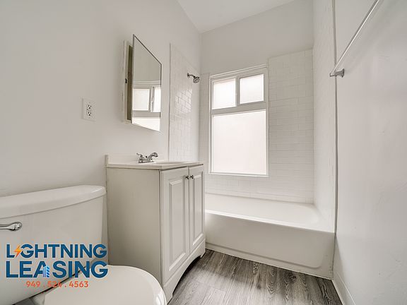 5th image of 5233 5/3 Monte Vista St #206D