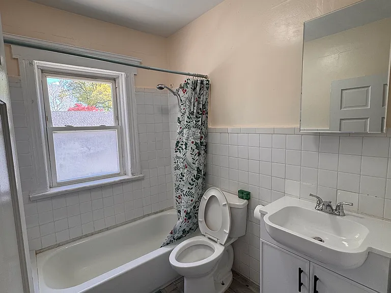 139 E Forest Ave #2 — Photo 8