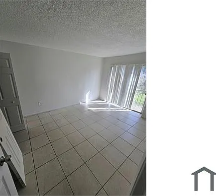 3 bed, 1162 sqft, $3,330 — Photo 4