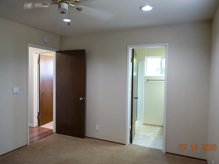 1618 McKinley Ave — Photo 18
